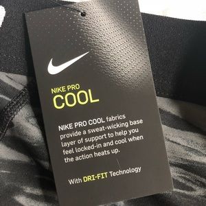 Nike Pros Dry Fit